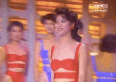 揭秘！這位1988年女明星的神秘之旅，隱藏小巷的魅力小店獨家探秘之旅